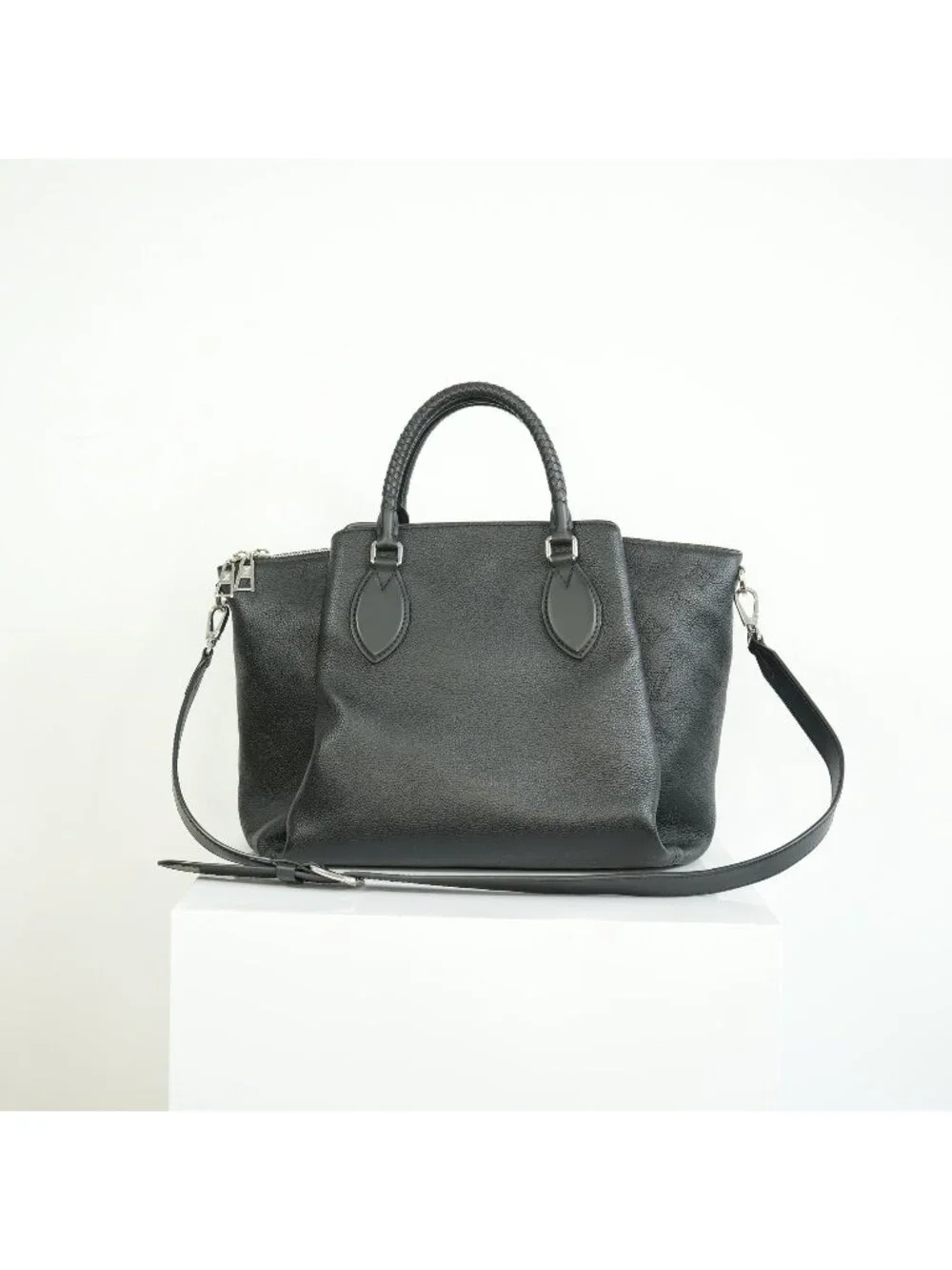 Louis Vuitton Black Monogram Mahina Haumea Perforated Calfskin Leather